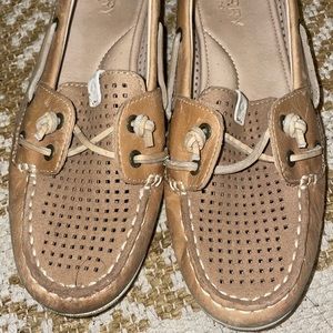 Sperry sandals